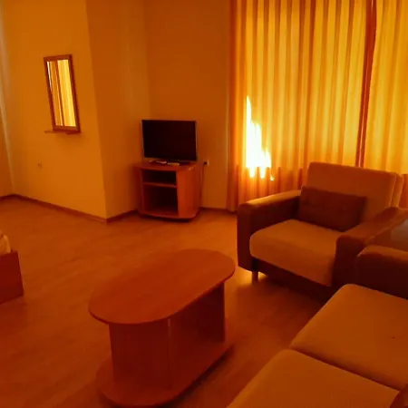 Къща Старият Кестен Guest house *
